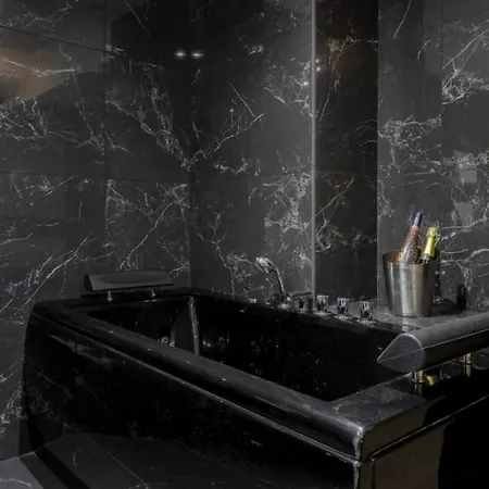 Magnifique Avec Sauna Et Jacuzzi Daire *